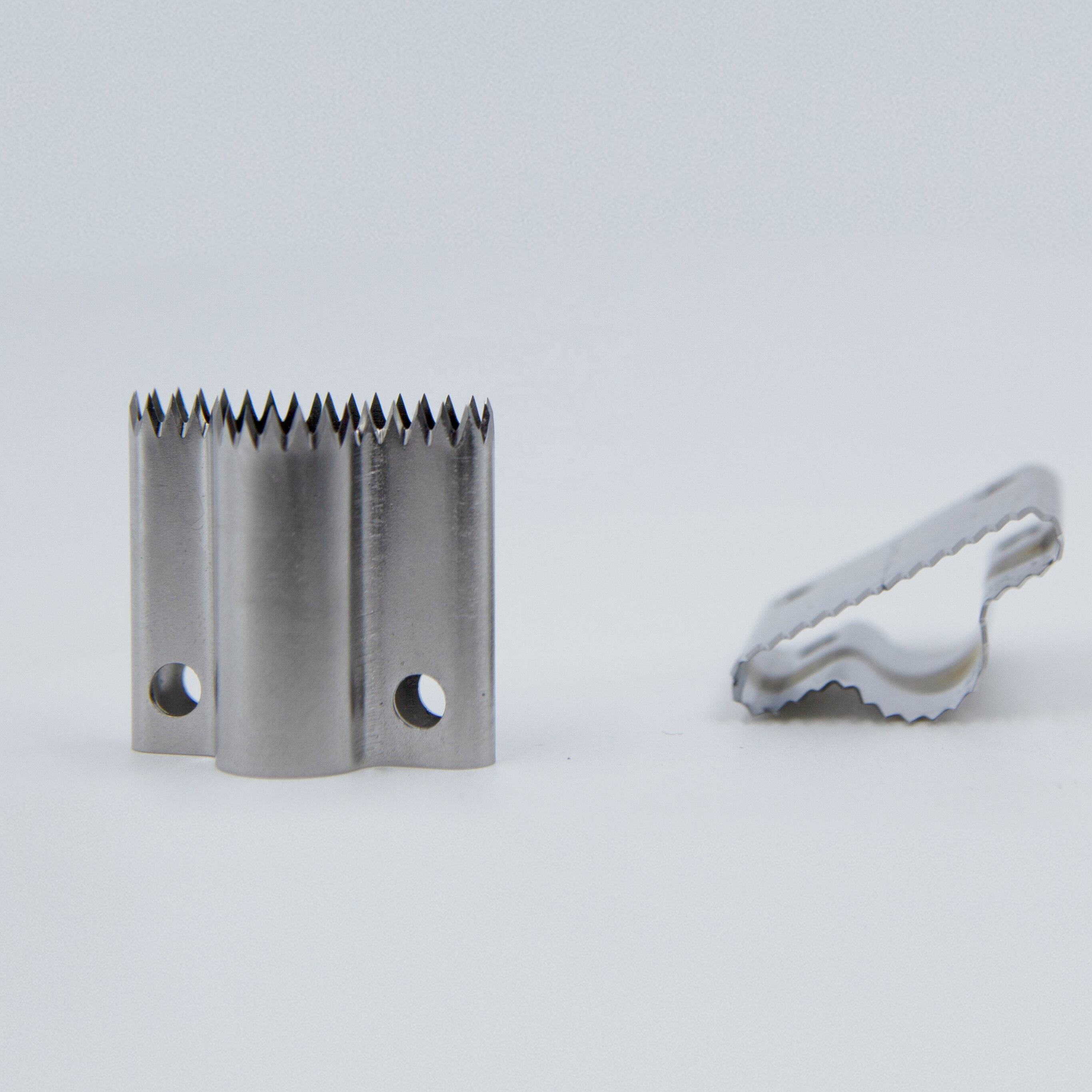 Customized High-Grade 40X35X0.5mm Steel Bag Handle Punch Blade for Packaging Machinery Parts